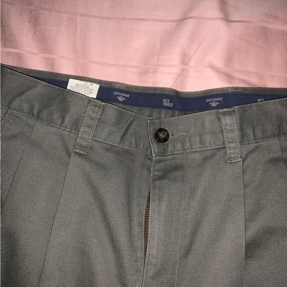 DOCKERS KHAKI HIGH WAISTED STRAIGHT LEG PANTS - Picture 1 of 5